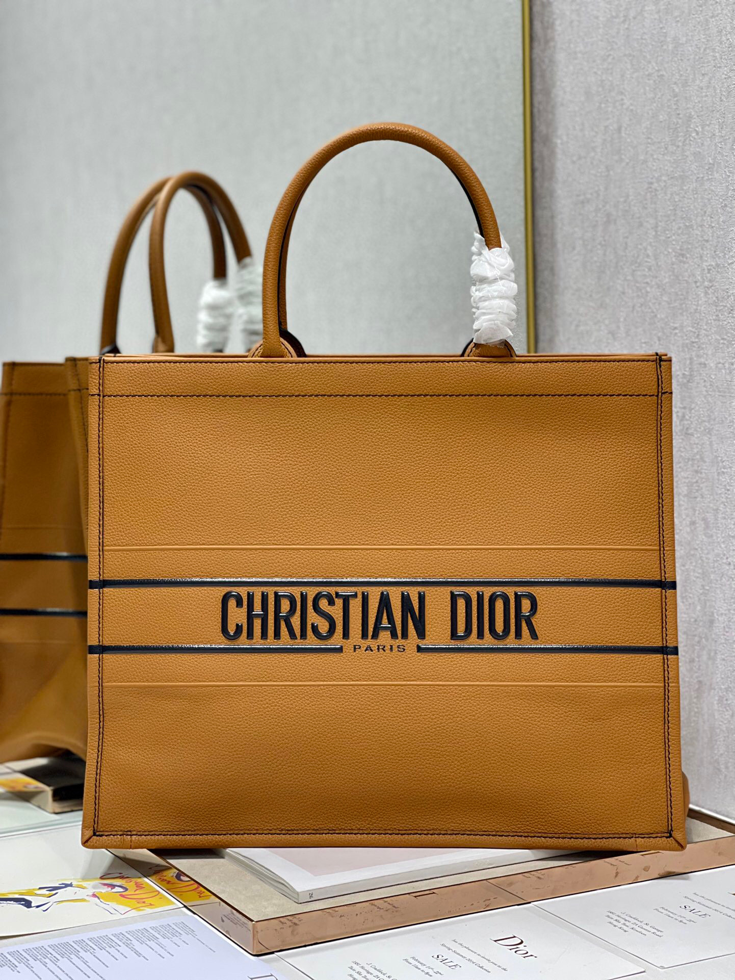 디올 북 토트백 여자가방