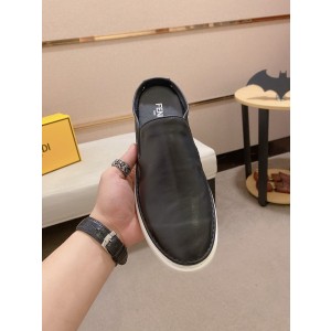 펜디 남자 슬리퍼