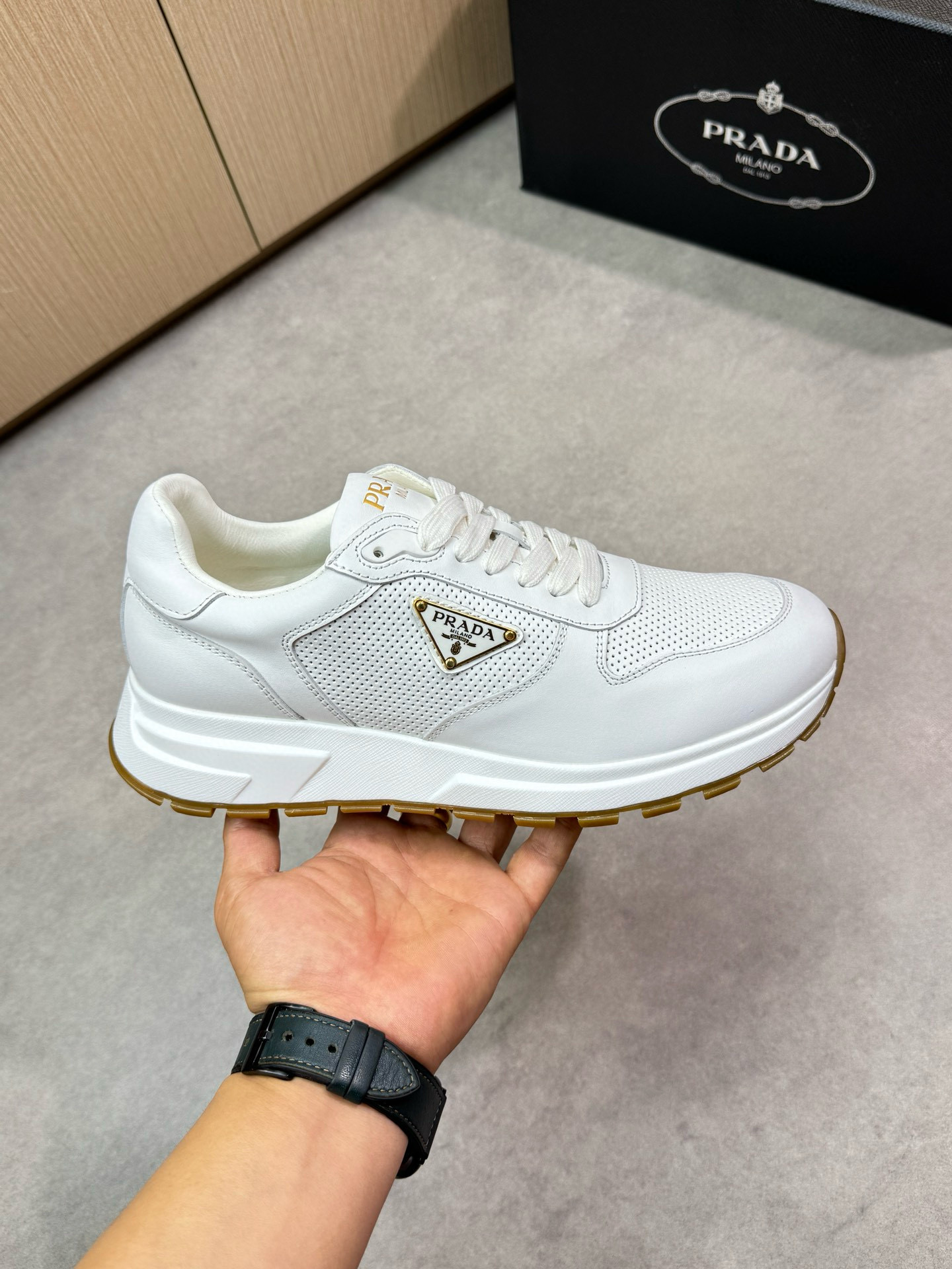 프라다 남자 스니커즈 신발 운동화