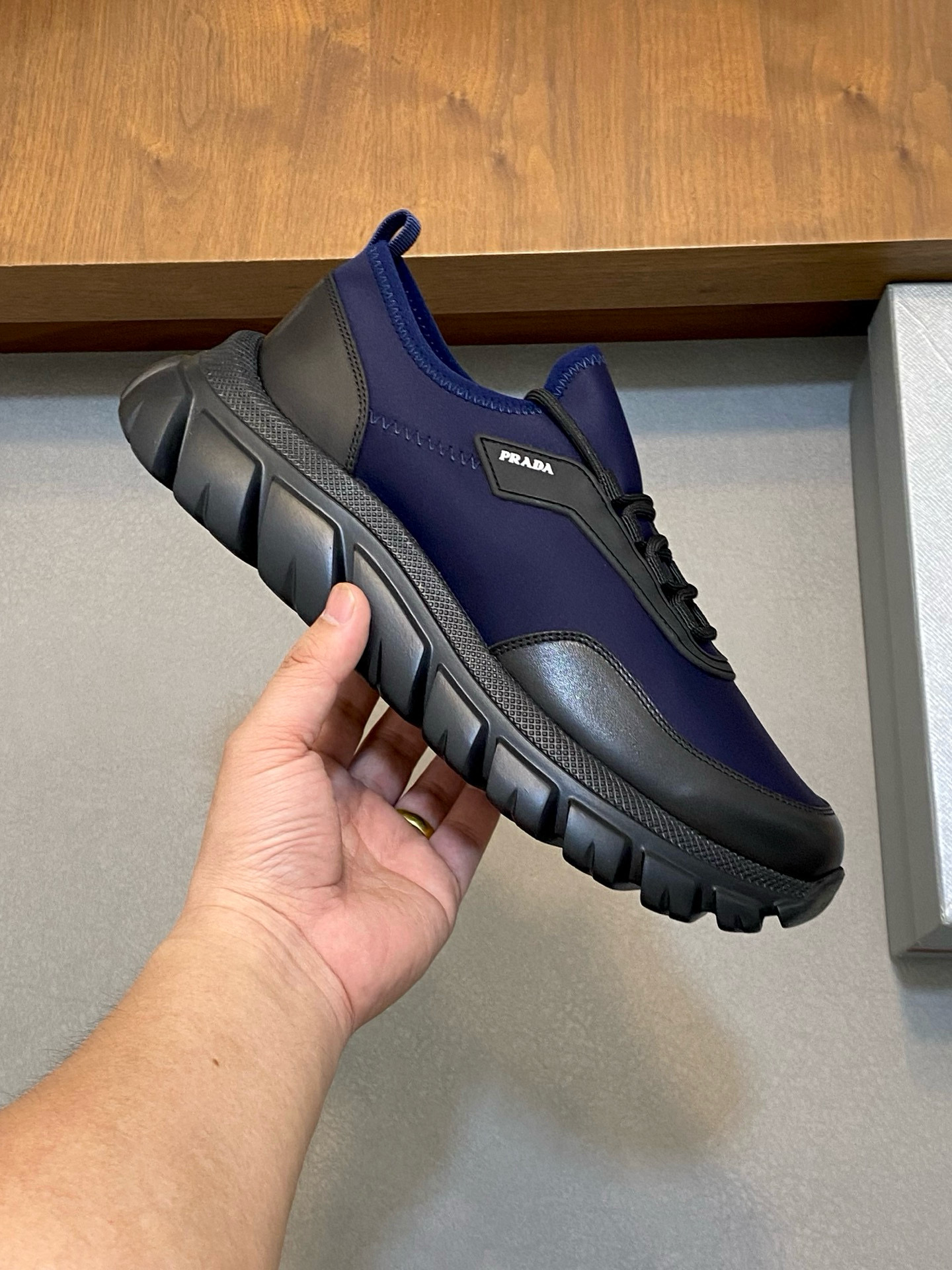 프라다 남자 스니커즈 신발 운동화