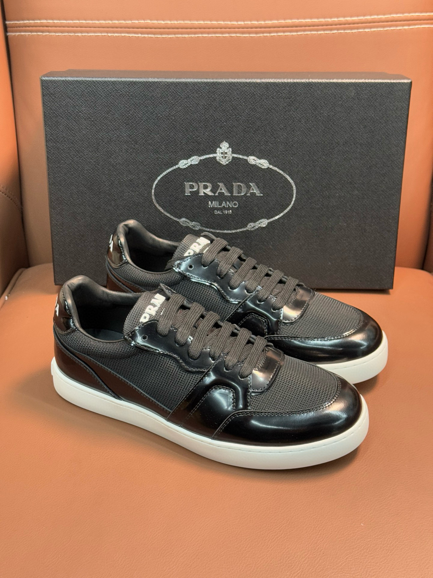 프라다 남자 스니커즈 신발 운동화