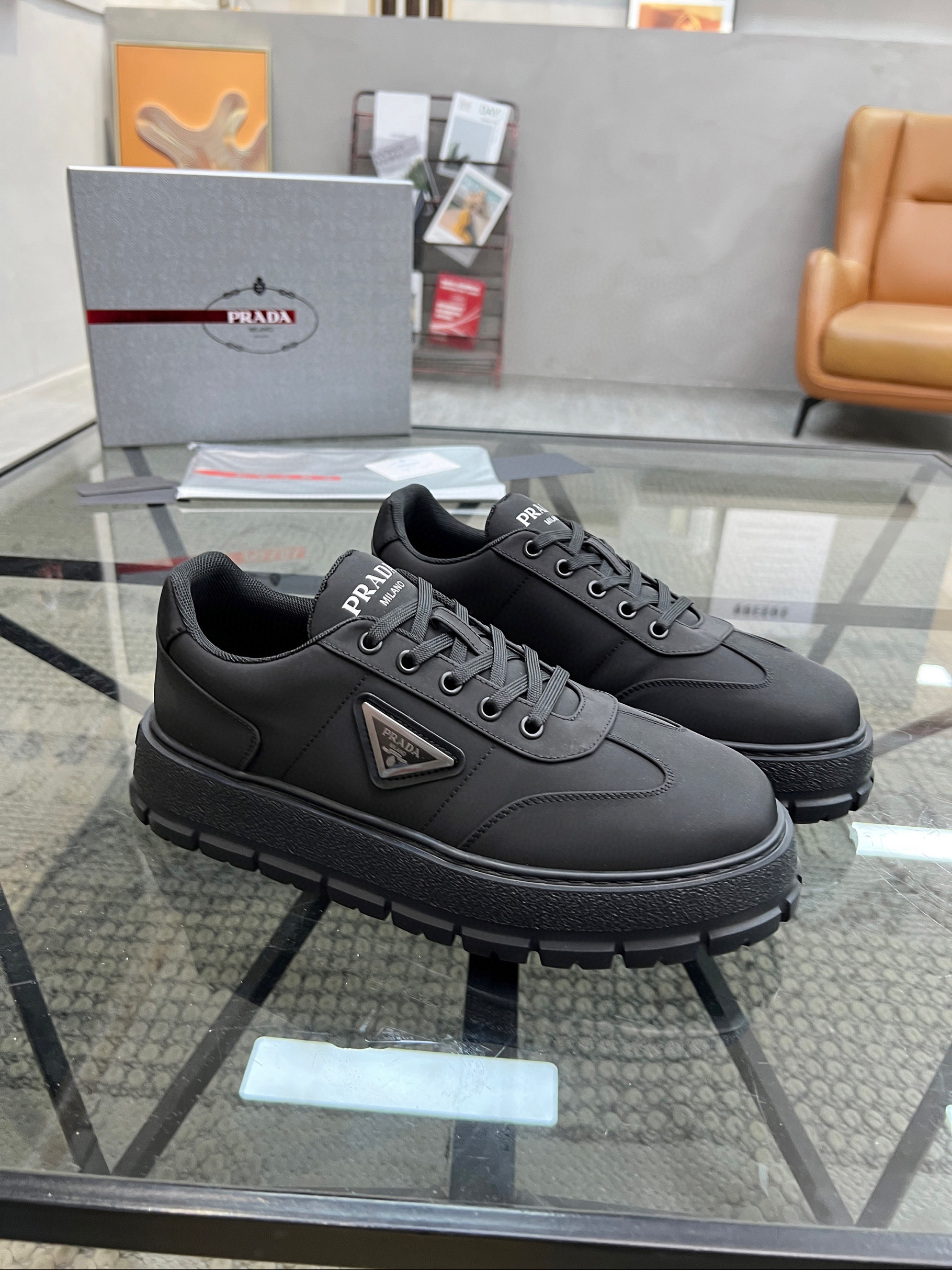 프라다 남자 스니커즈 신발 운동화