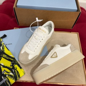 프라다 여자 5cm 스니커즈 신발 운동화