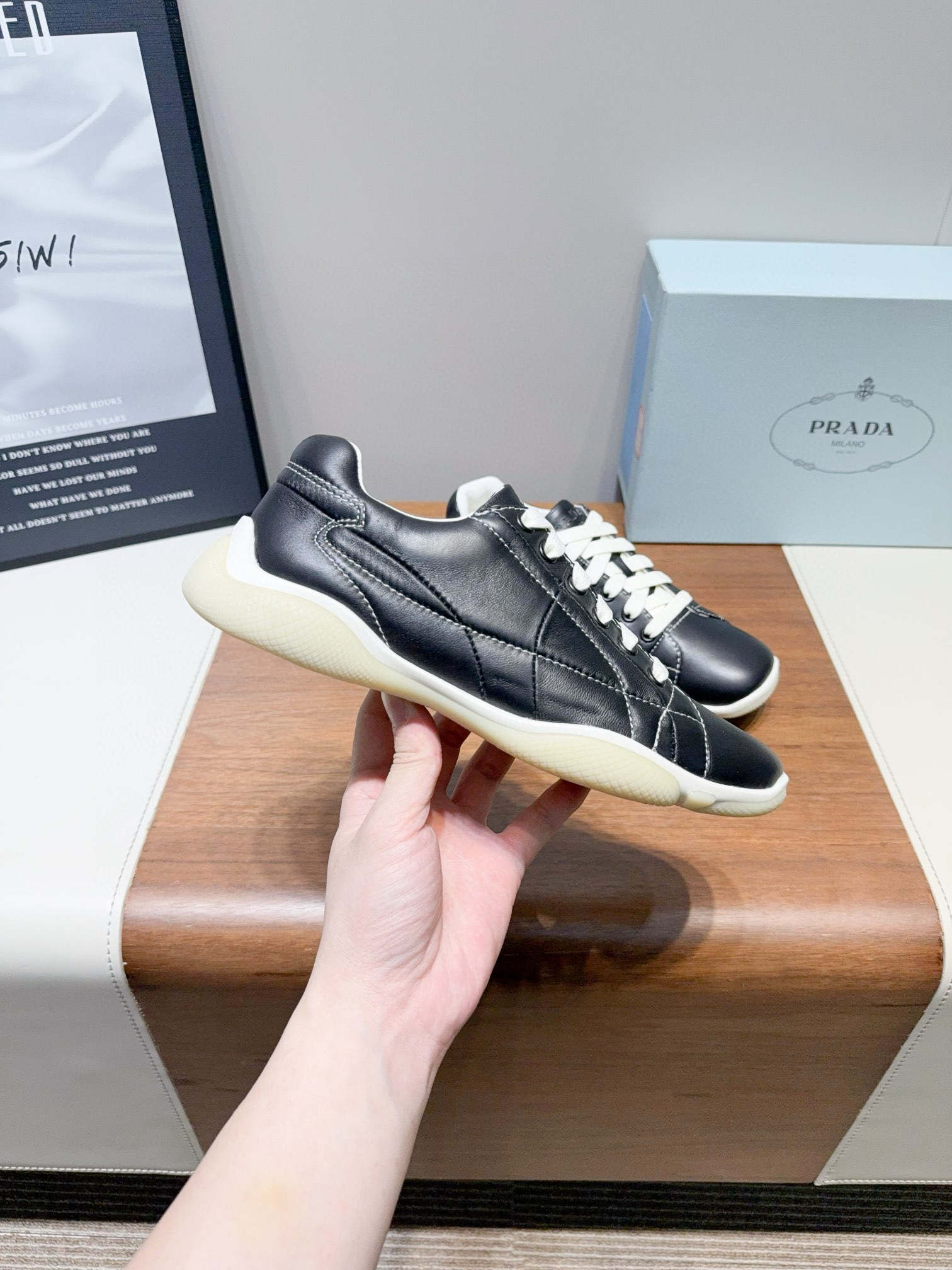 프라다 여자 스니커즈 신발 운동화