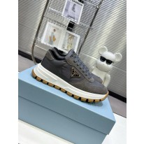 프라다 남녀공용 스니커즈 신발 운동화