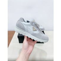 프라다 남녀공용 스니커즈 신발 운동화