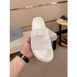 프라다 남자 슬리퍼