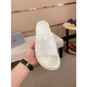 프라다 남자 슬리퍼