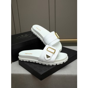 프라다 남자 슬리퍼