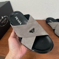 프라다 남자 슬리퍼