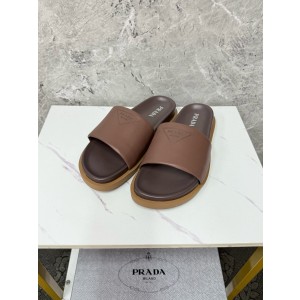 프라다 남자 슬리퍼