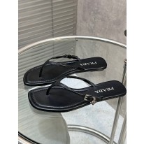 프라다 여자 슬리퍼