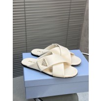 프라다 여자 슬리퍼