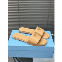 프라다 여자 슬리퍼