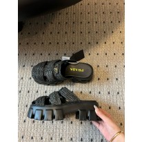 프라다 여자 슬리퍼