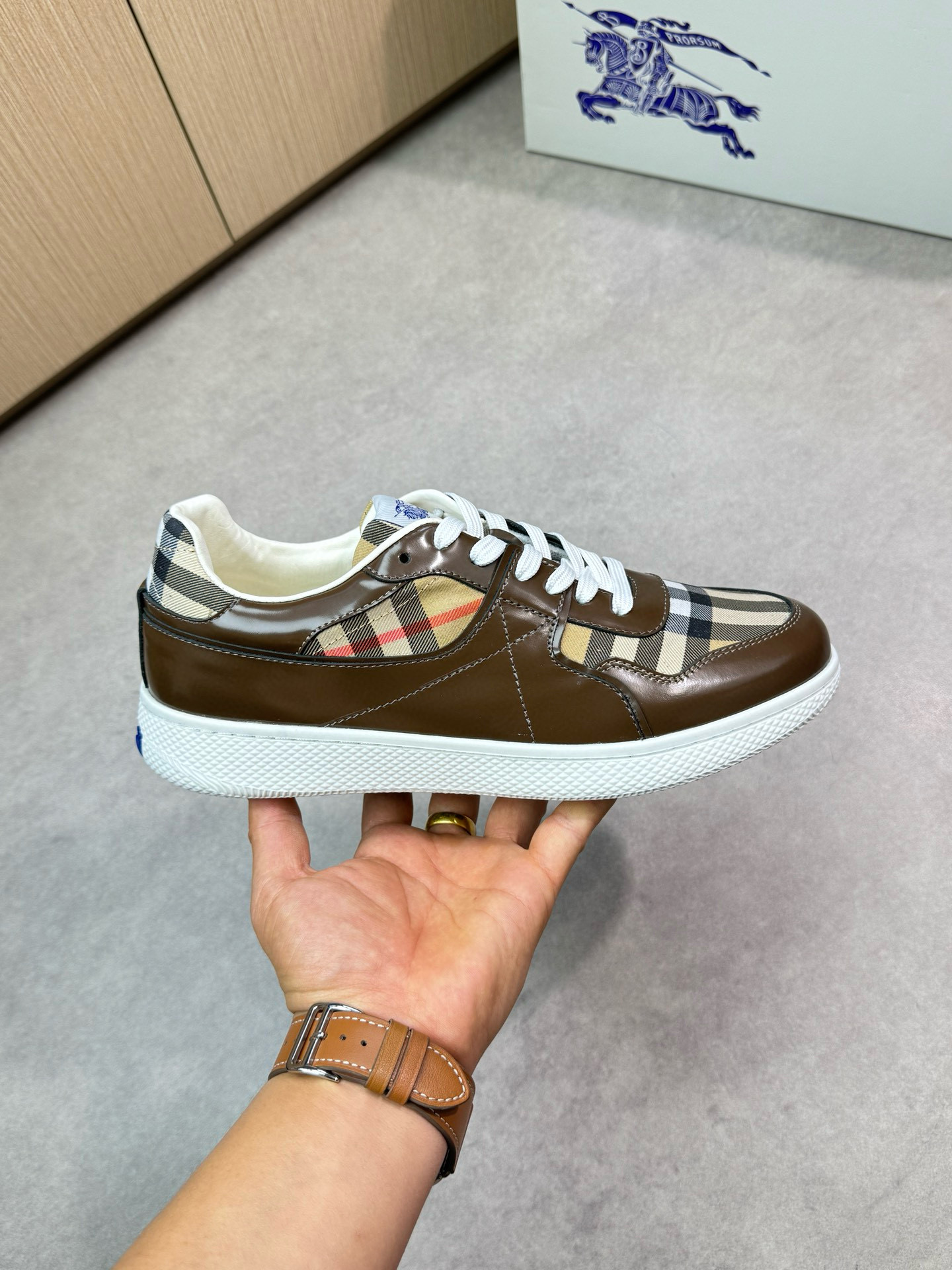 버버리 남자 신발 운동화 스니커즈