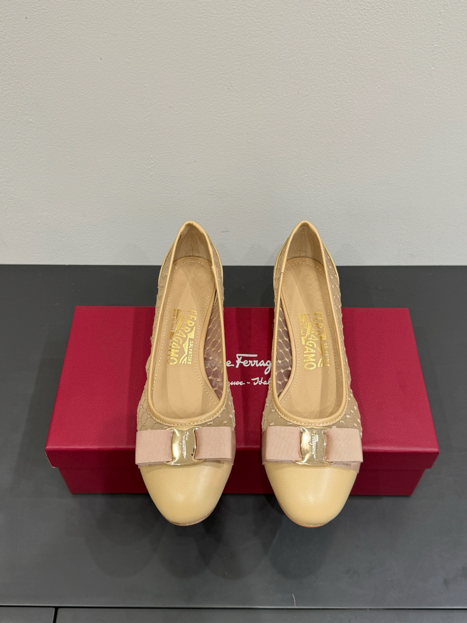 페라가모 여자 신발 구두