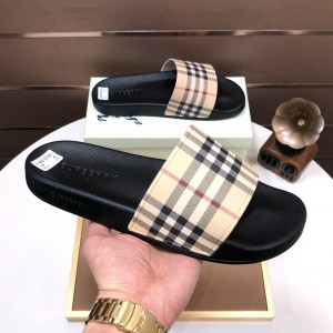 버버리 남자 슬리퍼