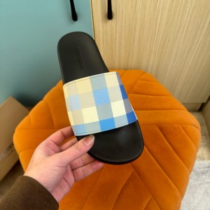 버버리 남녀공용 슬리퍼