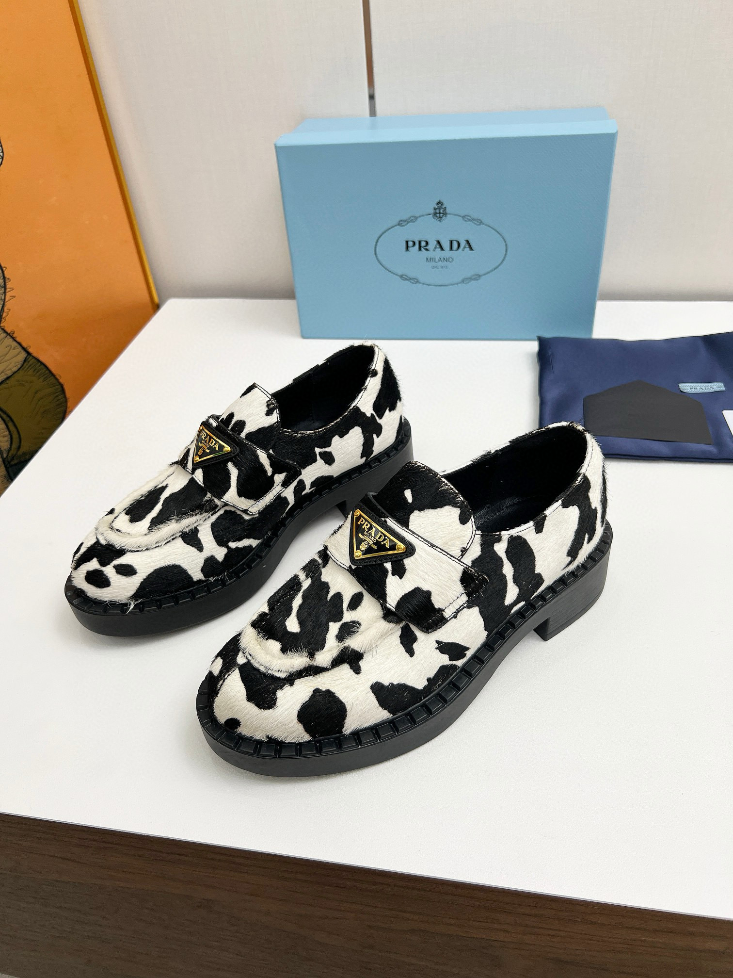 프라다 4cm 여자 신발 구두