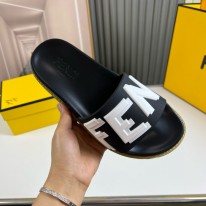 펜디 남자 슬리퍼