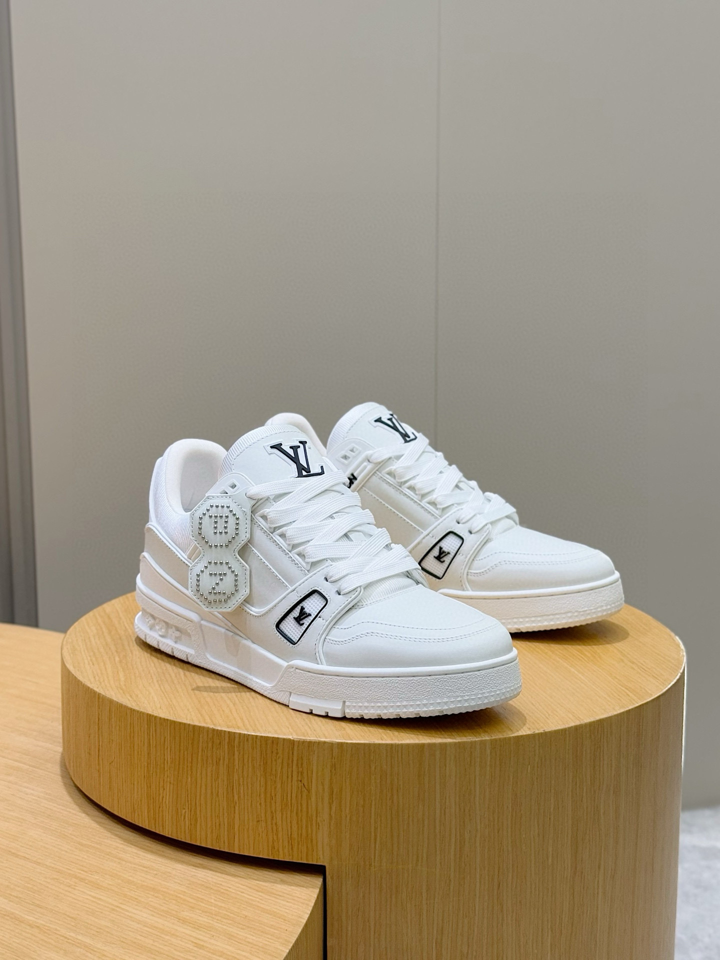 루이비통 트레이너 남자 신발 운동화 스니커즈