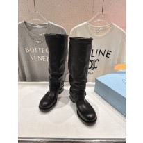 프라다 여자 부츠