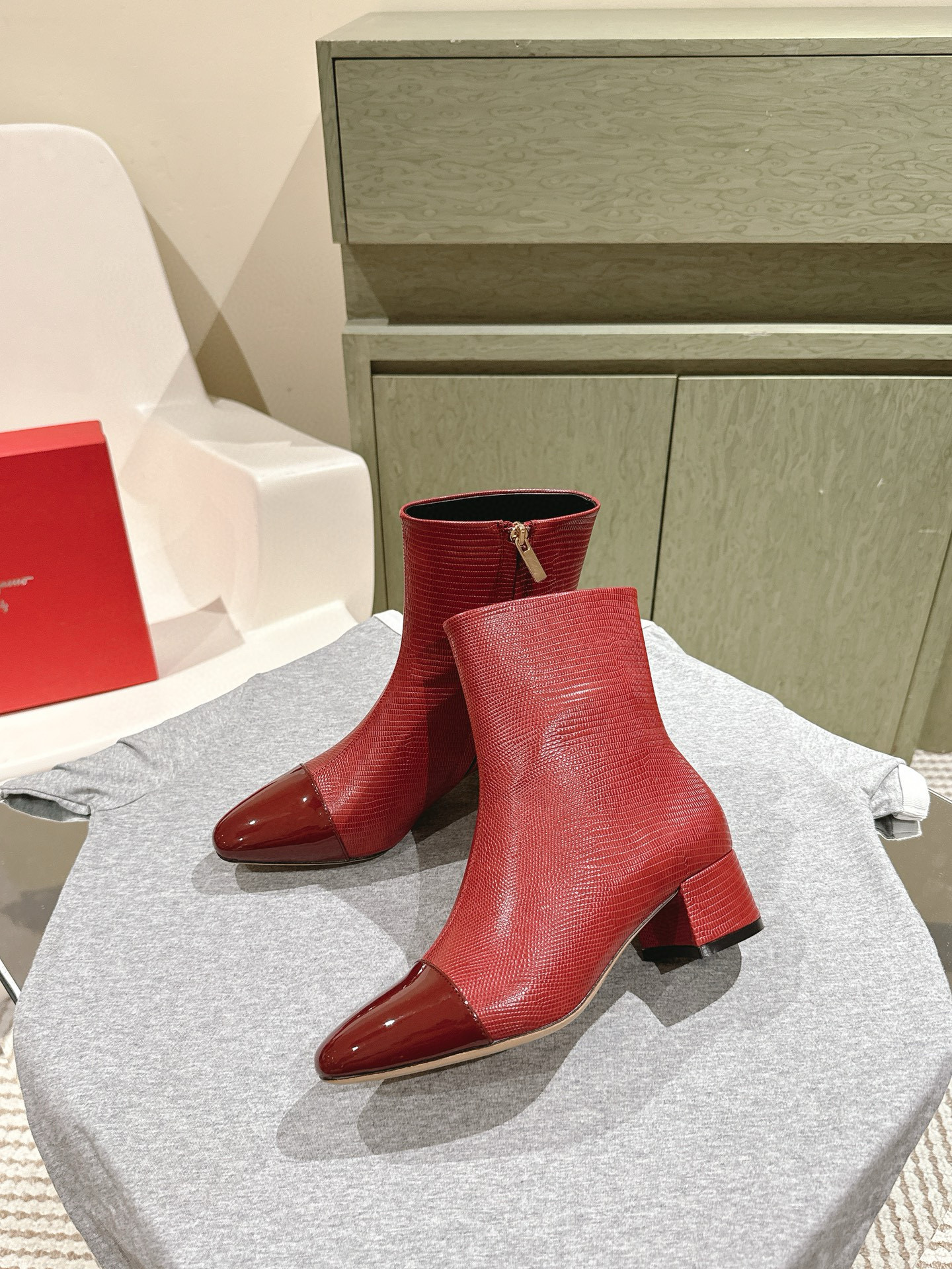 살바토레 페라가모 4.5CM 여자 부츠