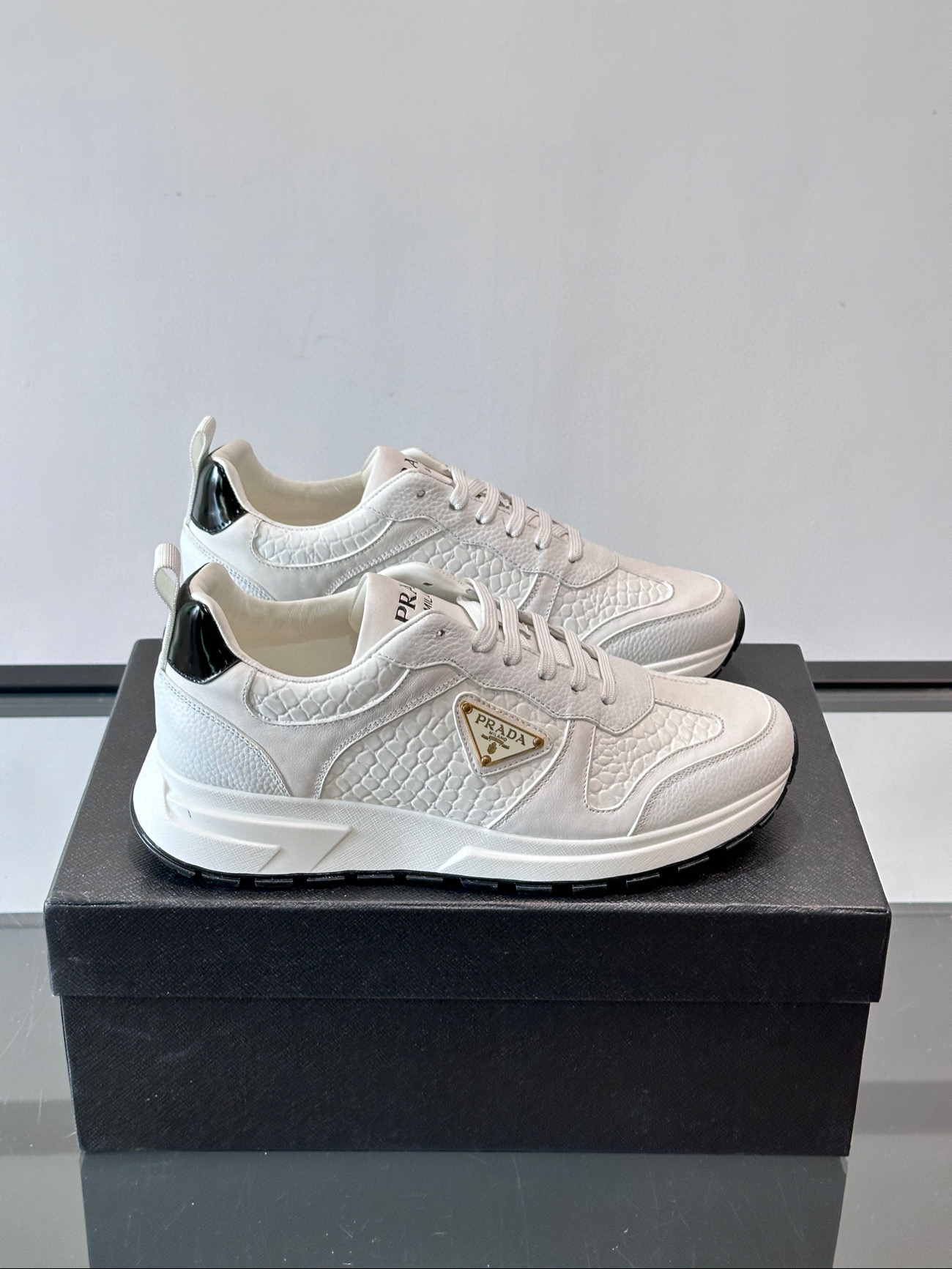 프라다 남자 스니커즈 신발 운동화
