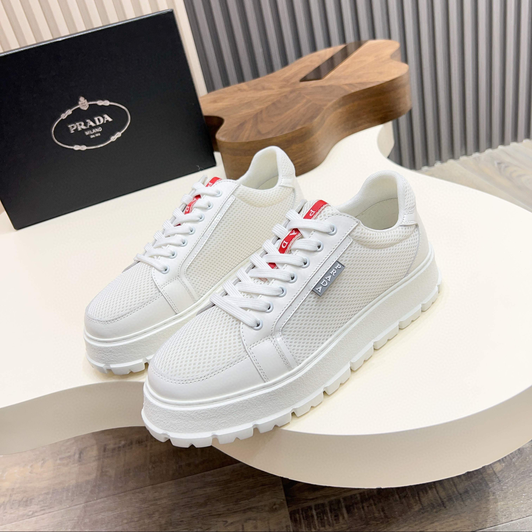 프라다 남자 스니커즈 신발 운동화