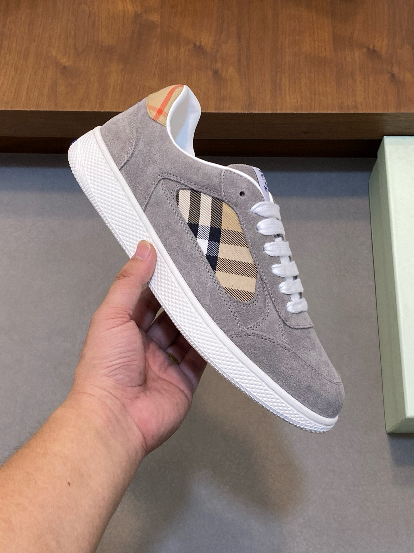 버버리 남자 스니커즈 신발 운동화