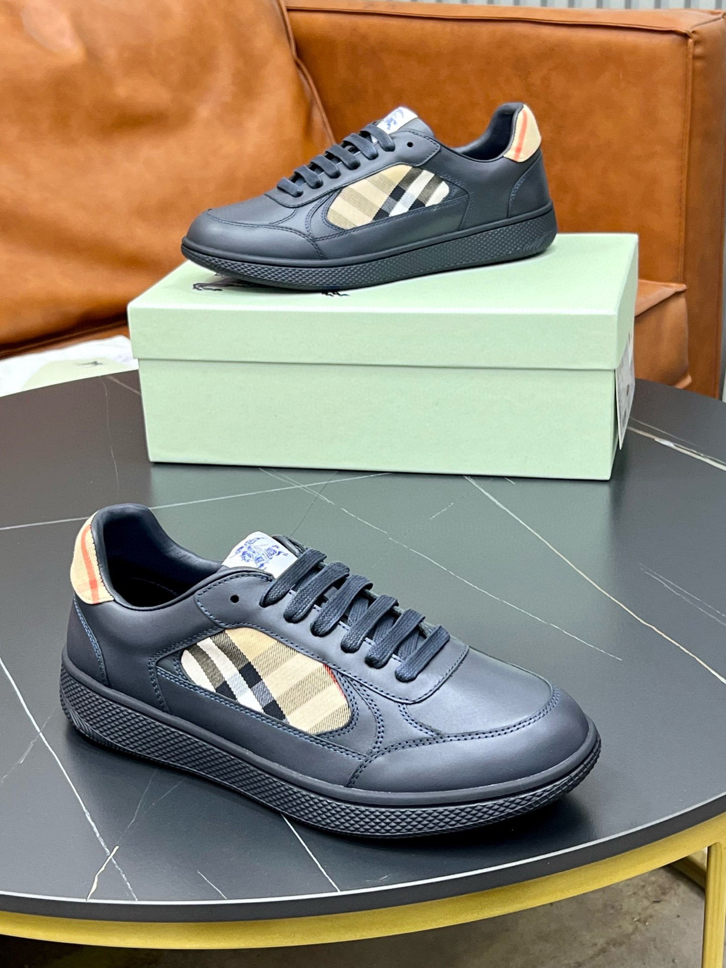 버버리 남자 스니커즈 신발 운동화