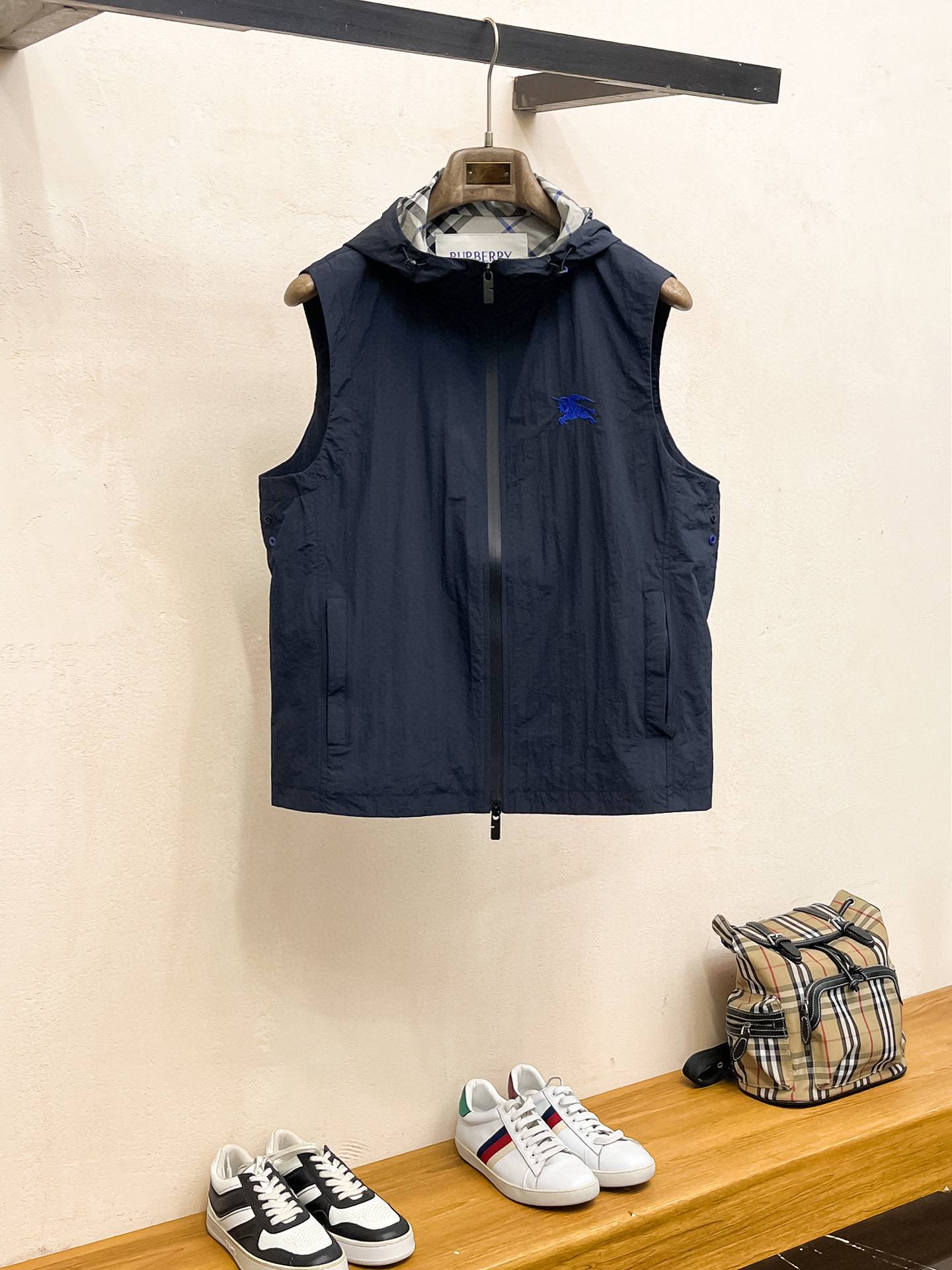 버버리 남자 조끼