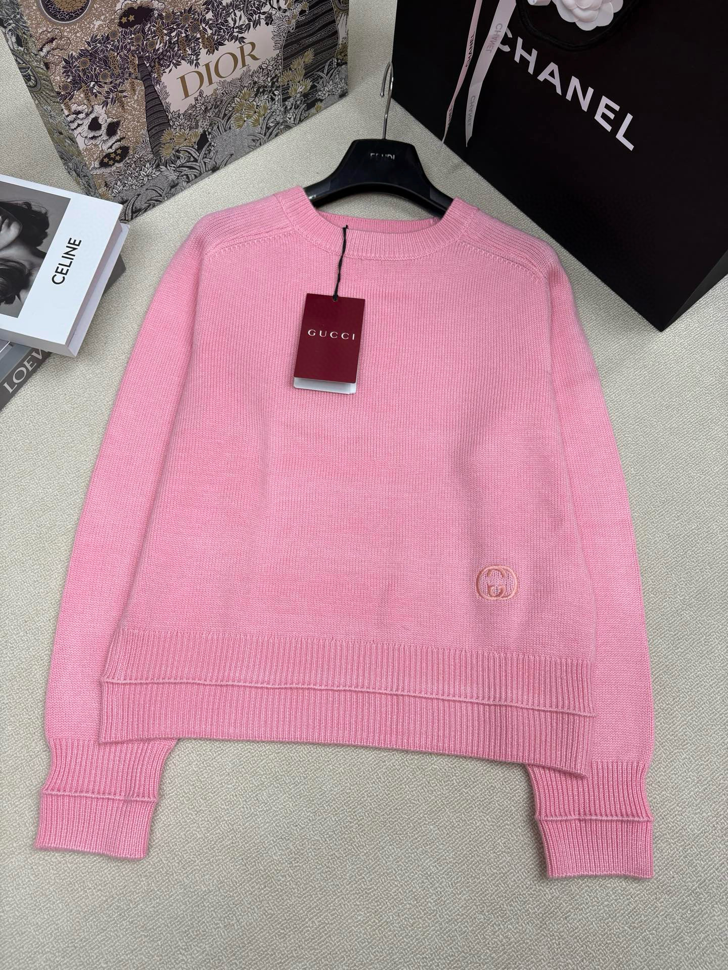 구찌 여자 니트